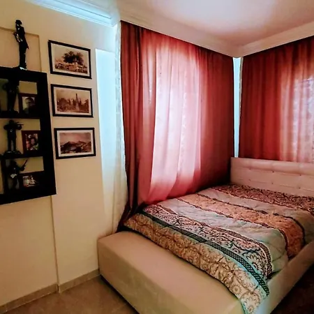 Very Cosy And Comfortable Villa. *