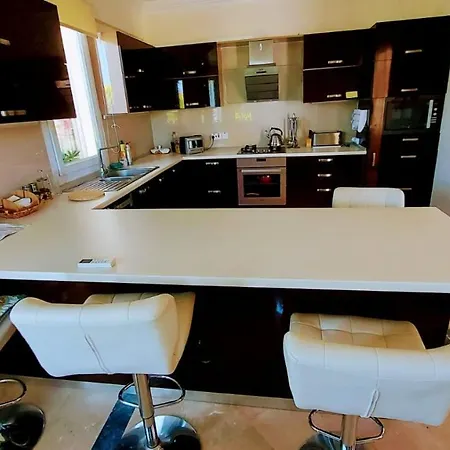 Very Cosy And Comfortable Villa. Lapithos (Northern Cyprus)
